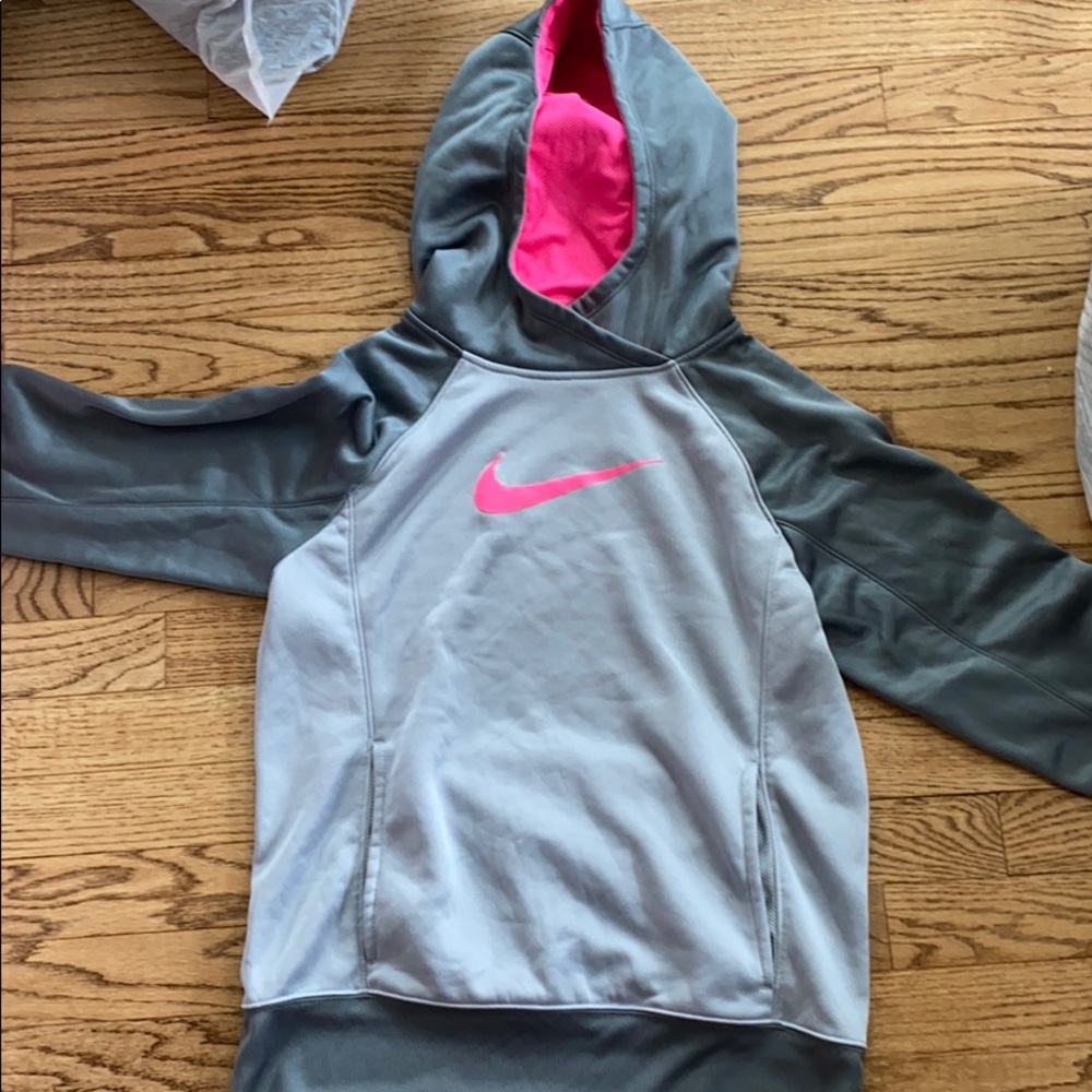 grey and pink nike hoodie